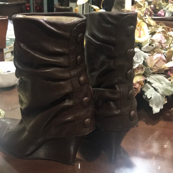 Golden Bleu short wedge boots - Picture 2 of 3